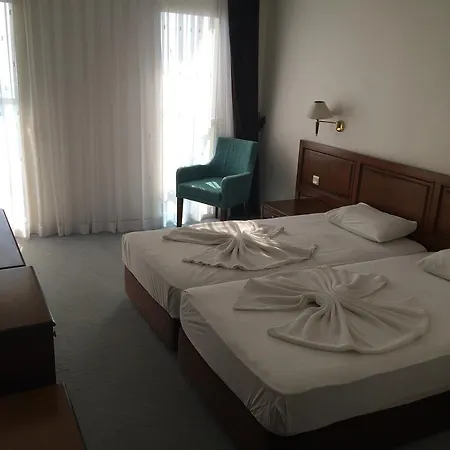 Coastlight Otel 4*