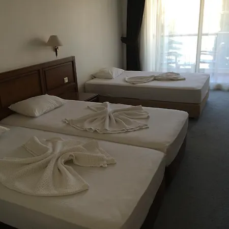 Coastlight Otel 4*