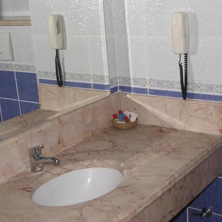 Coastlight Otel 4*