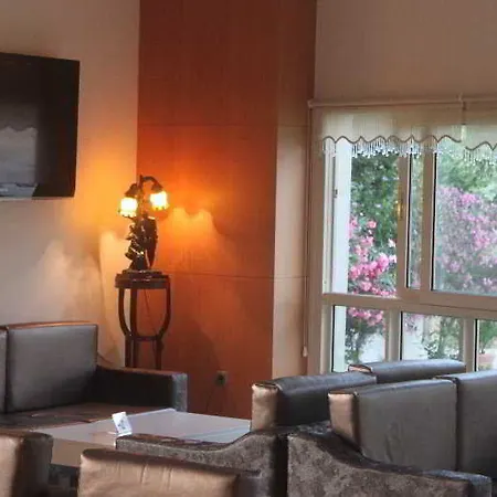 ホテル Coastlight クシャダス