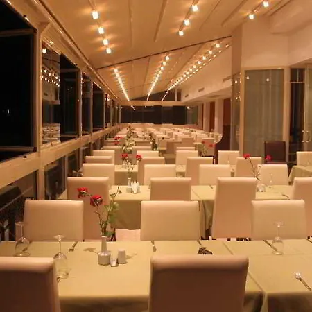 Otel Coastlight 4*